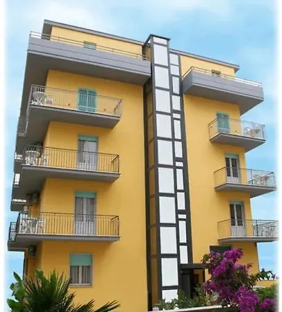 아파트 Aqua Family - Con Spiaggia, Piscina, Parcheggio E Bici Incluse