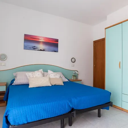 Aqua Family - Con Spiaggia, Piscina, Parcheggio E Bici Incluse Apartment *