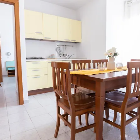 Aqua Family - Con Spiaggia, Piscina, Parcheggio E Bici Incluse Apartment *