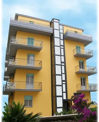 Apartment Aqua Family - Con Spiaggia, Piscina, Parcheggio E Bici Incluse