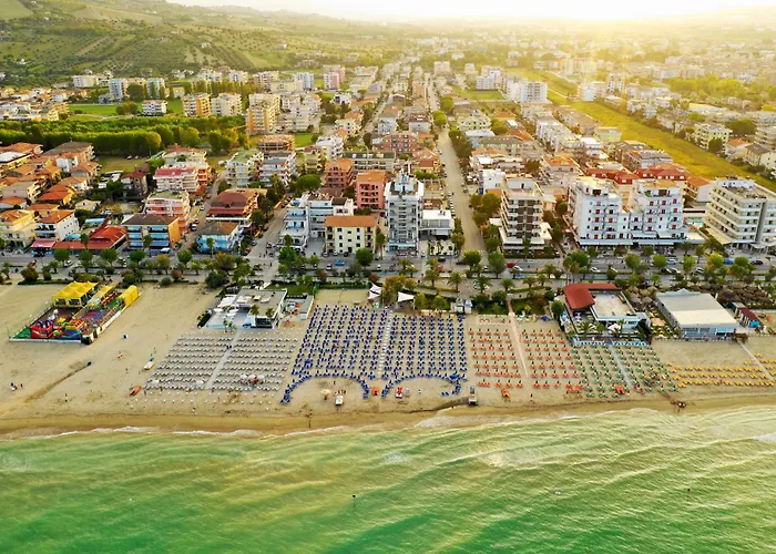 Apartment Aqua Family - Con Spiaggia, Piscina, Parcheggio E Bici Incluse Alba Adriatica