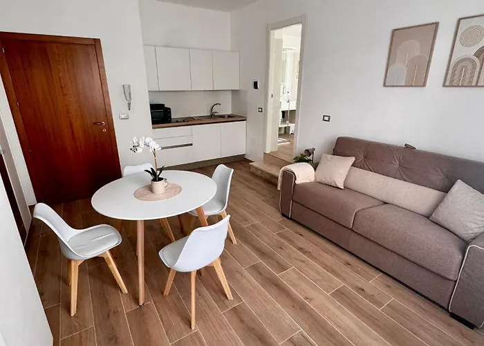 Aqua Family - Con Spiaggia, Piscina, Parcheggio E Bici Incluse Apartment